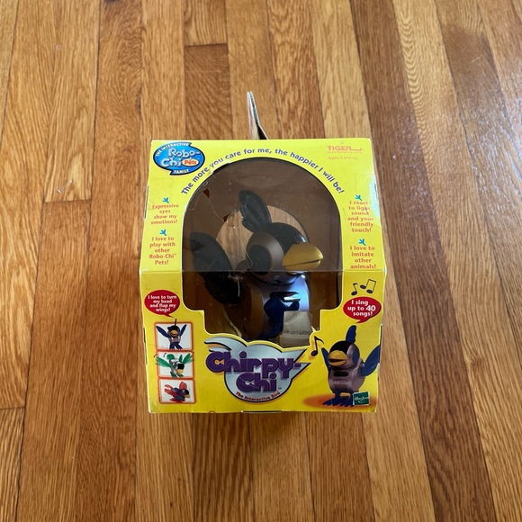 New 2001 Chirpy-Chi Interactive Pet Bird Sega Hasbro Tiger Electronics Not Test - Picture 7 of 13